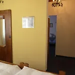 Akzent Berg's Alte Bauernschaenke- Wellness Und Wein Hotel 4*