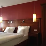 Akzent Berg's Alte Bauernschänke- Wellness Und Wein Hotel 4*