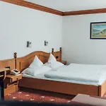 Akzent Berg's Alte Bauernschänke- Wellness Und Wein