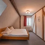 Akzent Berg's Alte Bauernschänke- Wellness Und Wein Hotel