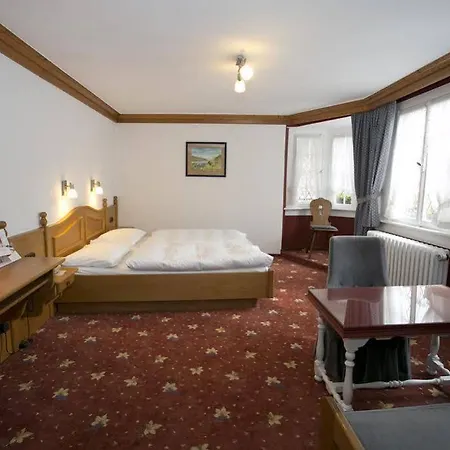 Akzent Berg's Alte Bauernschänke- Wellness Und Wein Hotel