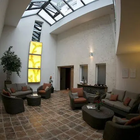 Akzent Berg's Alte Bauernschänke- Wellness Und Wein Hotel 4*
