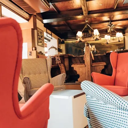 Akzent Berg's Alte Bauernschaenke- Wellness Und Wein Ruedesheim am Rhein