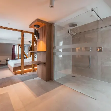 Hotel Akzent Berg's Alte Bauernschänke- Wellness Und Wein Rüdesheim am Rhein