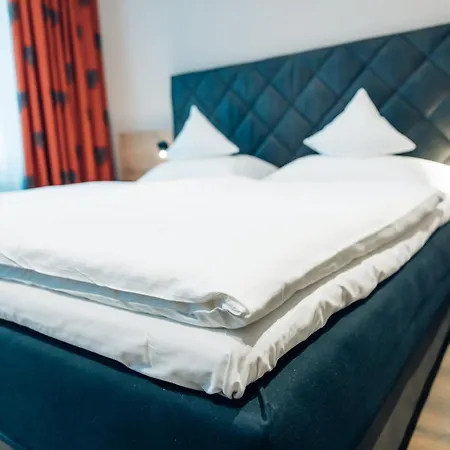 Hotel Akzent Berg's Alte Bauernschaenke- Wellness Und Wein