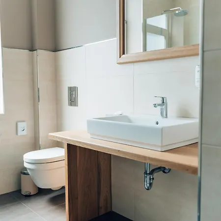 Akzent Berg's Alte Bauernschaenke- Wellness Und Wein 4* Rüdesheim am Rhein