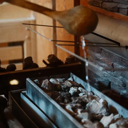 Hotel Akzent Berg's Alte Bauernschänke- Wellness Und Wein