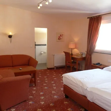 Akzent Berg's Alte Bauernschänke- Wellness Und Wein 4* Rüdesheim am Rhein