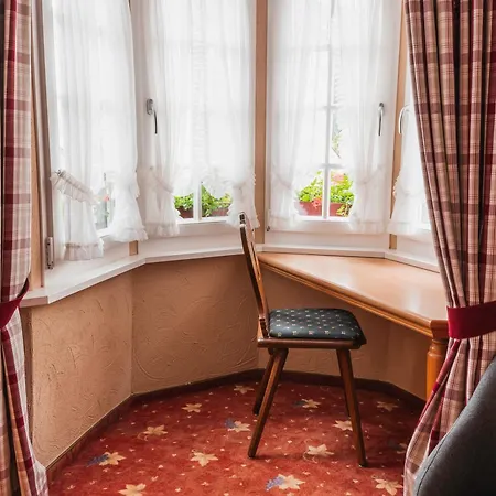 Akzent Berg's Alte Bauernschänke- Wellness Und Wein