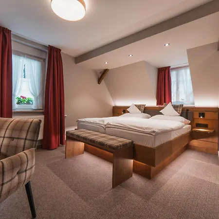 Hotel Akzent Berg's Alte Bauernschaenke- Wellness Und Wein 4*