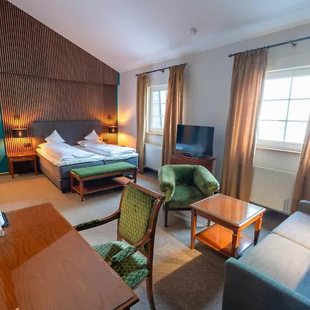 Akzent Berg's Alte Bauernschaenke- Wellness Und Wein Hotell