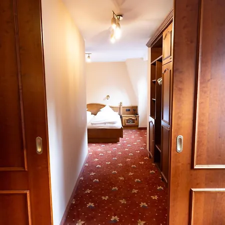 Akzent Berg's Alte Bauernschaenke- Wellness Und Wein Hotell 4*