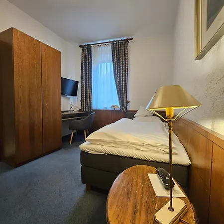 Hotel Akzent Berg's Alte Bauernschänke- Wellness Und Wein Rüdesheim am Rhein