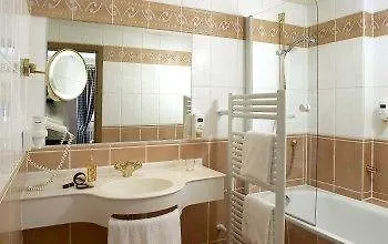 Akzent Berg's Alte Bauernschänke- Wellness Und Wein 4* Rüdesheim am Rhein