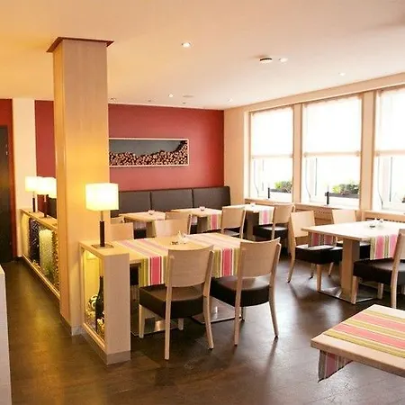 Akzent Berg's Alte Bauernschaenke- Wellness Und Wein Hotel Ruedesheim am Rhein