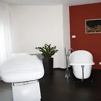 Akzent Berg's Alte Bauernschänke- Wellness Und Wein Hotel