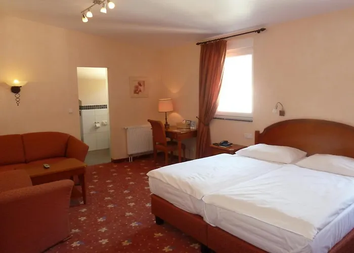 Hotell Akzent Berg's Alte Bauernschaenke- Wellness Und Wein