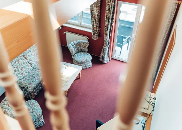 Akzent Berg's Alte Bauernschaenke- Wellness Und Wein Рюдесгайм-ам-Райн