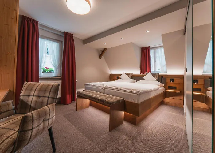 Готель Akzent Berg's Alte Bauernschaenke- Wellness Und Wein 4*