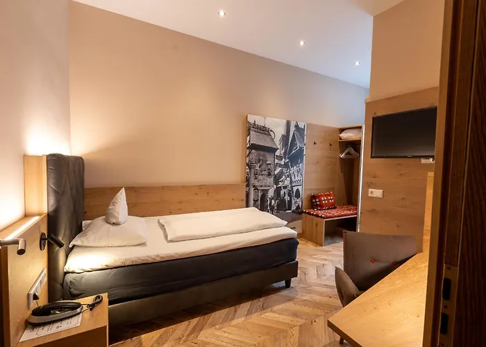 Akzent Berg's Alte Bauernschaenke- Wellness Und Wein 4*