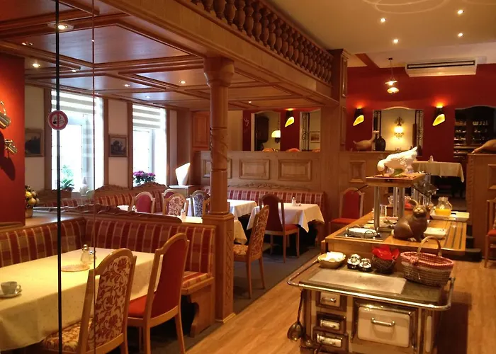 Akzent Berg's Alte Bauernschaenke- Wellness Und Wein Рюдесгайм-ам-Райн